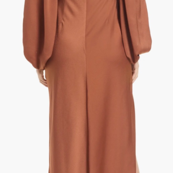 Shona Joy Twist Front Long Sleeve Cocktail Dress - Picture 9 of 10